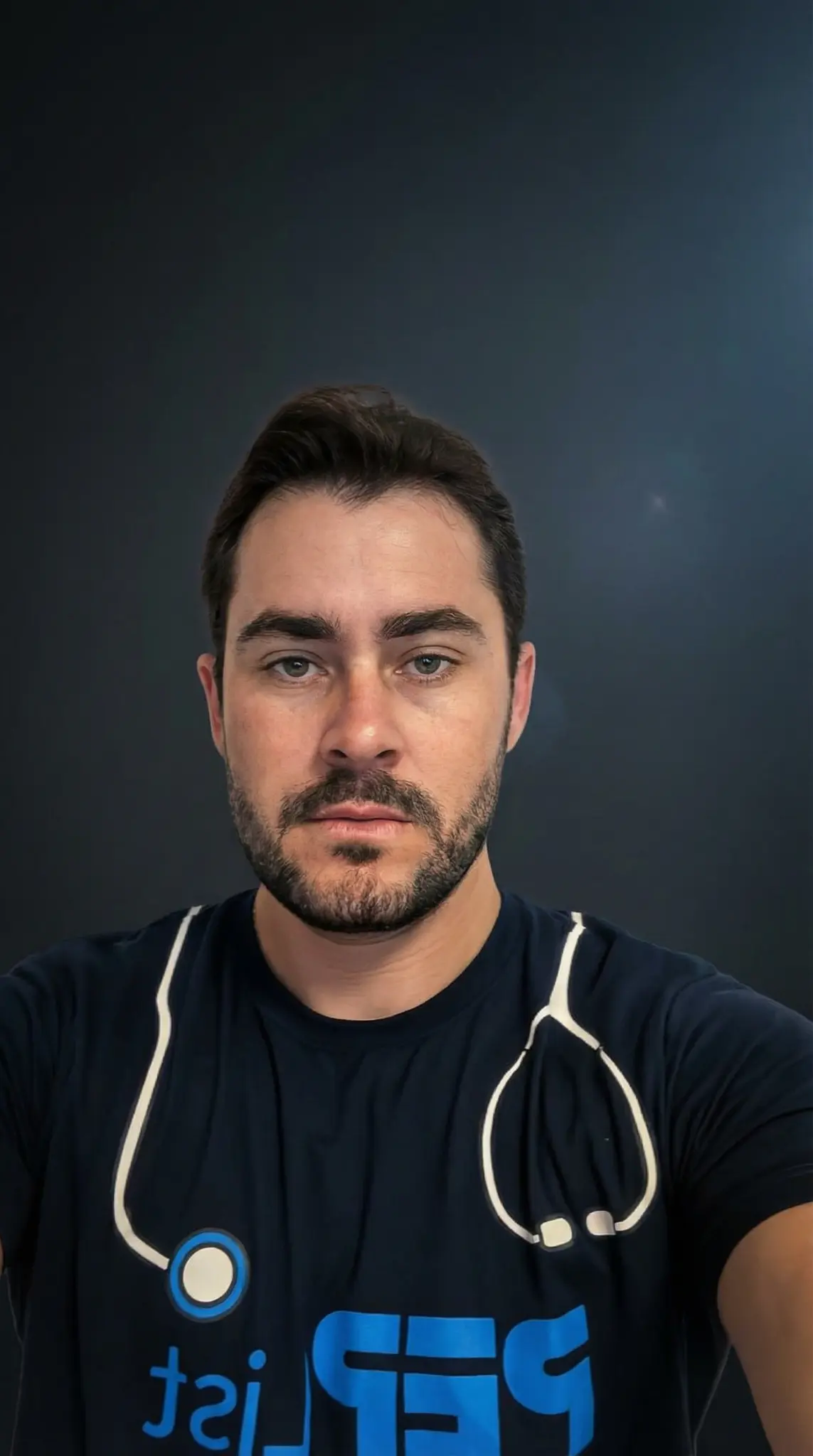 Dr. Eduardo Ribeiro Jr.